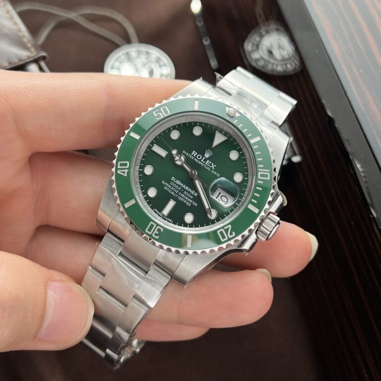 Rolex Submariner 116610LV Hulk Clean Factory 40mm