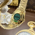 Rolex Daydate 211g Black Dial Yellow gold
