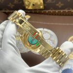 Rolex Daydate 211g Black Dial Yellow gold